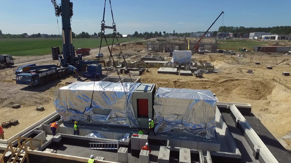 Installation of two compressor units and exhaust stacks | Gas Compressor Station in Odolanów